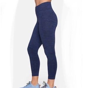 Outdoor Voices Core 3/4 Leggings in Baltic Size M